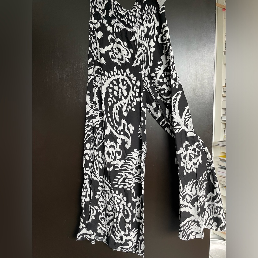 NWT Print pants